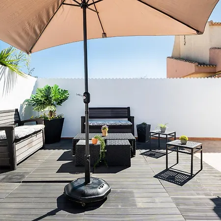 Queen Venecia Sunrise Campoamor