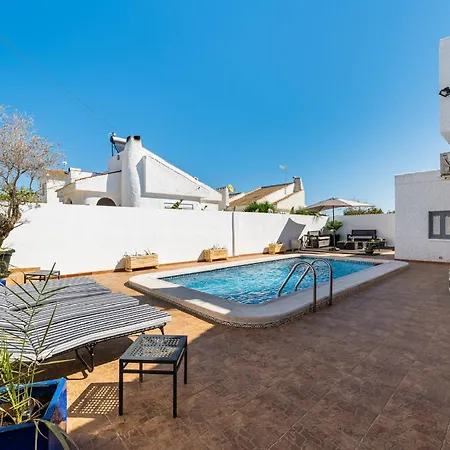 Queen Venecia Sunrise Apartment Campoamor