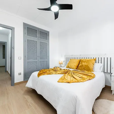 Queen Venecia Sunrise Campoamor